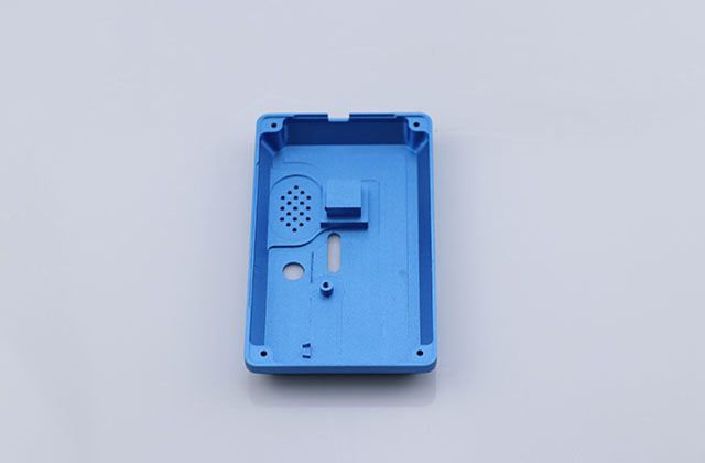 連接器數(shù)控加工使用操作過程中注意哪些安全規(guī)則？