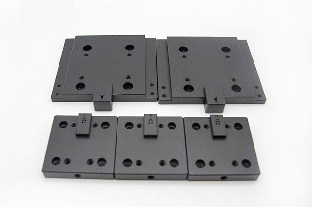 鋁型材加工廠家，想要客戶多需要做到那幾點(diǎn)！