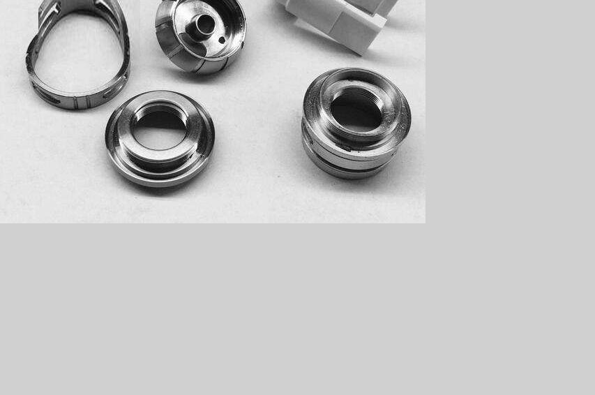 玻璃鏡子鋁合金邊框選擇電泳工藝的優(yōu)勢(shì)是什么